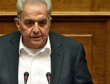 Α.Φλαμπουράρης: «Το πρόβλημα από τον χιονιά στα κέντρα φιλοξενίας μεταναστών περιορίστηκε σε 4 - 5 σκηνές»